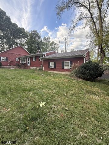 89 Old Clinton Rd, Raritan Twp., NJ 08822