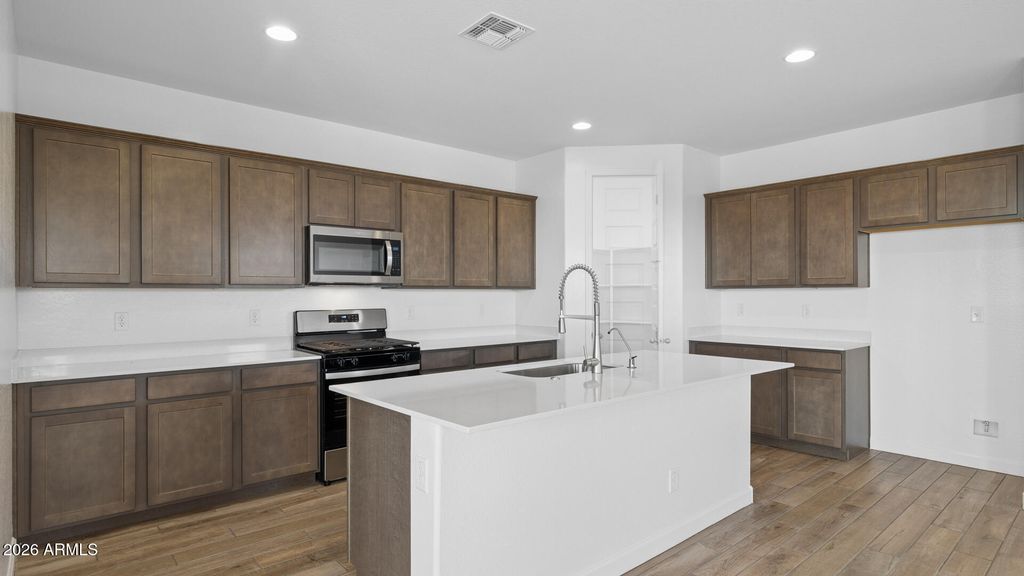 2611 W Solstice Avenue, Apache Junction, AZ 85120 — photo 5