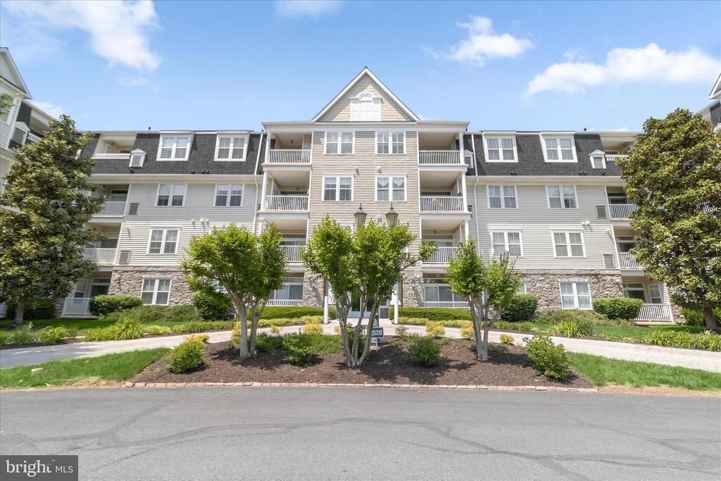 Image 1 of property listing at 2520 WATERSIDE DR #112, Frederick, MD 21701