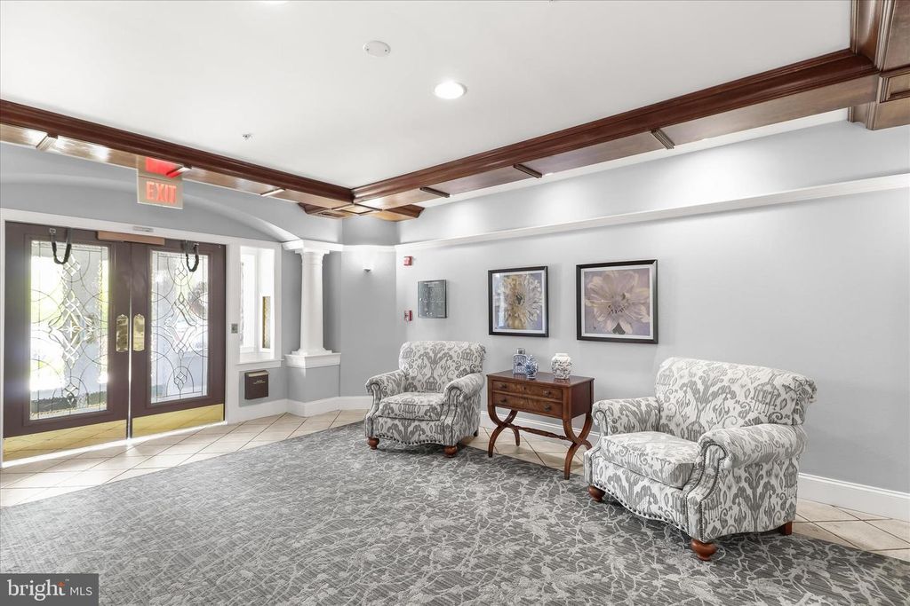 Image 45 of property listing at 2520 WATERSIDE DR #112, Frederick, MD 21701
