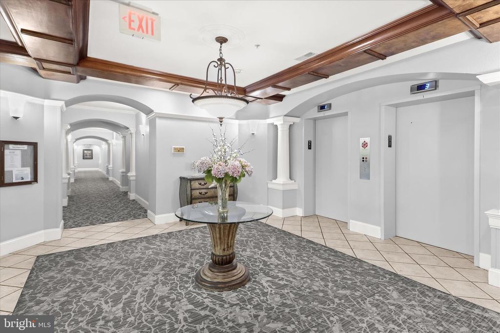 Image 46 of property listing at 2520 WATERSIDE DR #112, Frederick, MD 21701