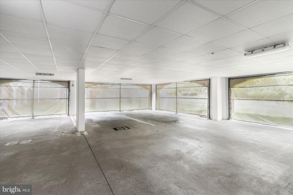 Image 50 of property listing at 2520 WATERSIDE DR #112, Frederick, MD 21701