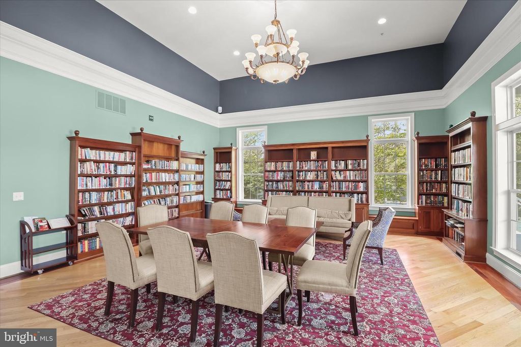 Image 65 of property listing at 2520 WATERSIDE DR #112, Frederick, MD 21701