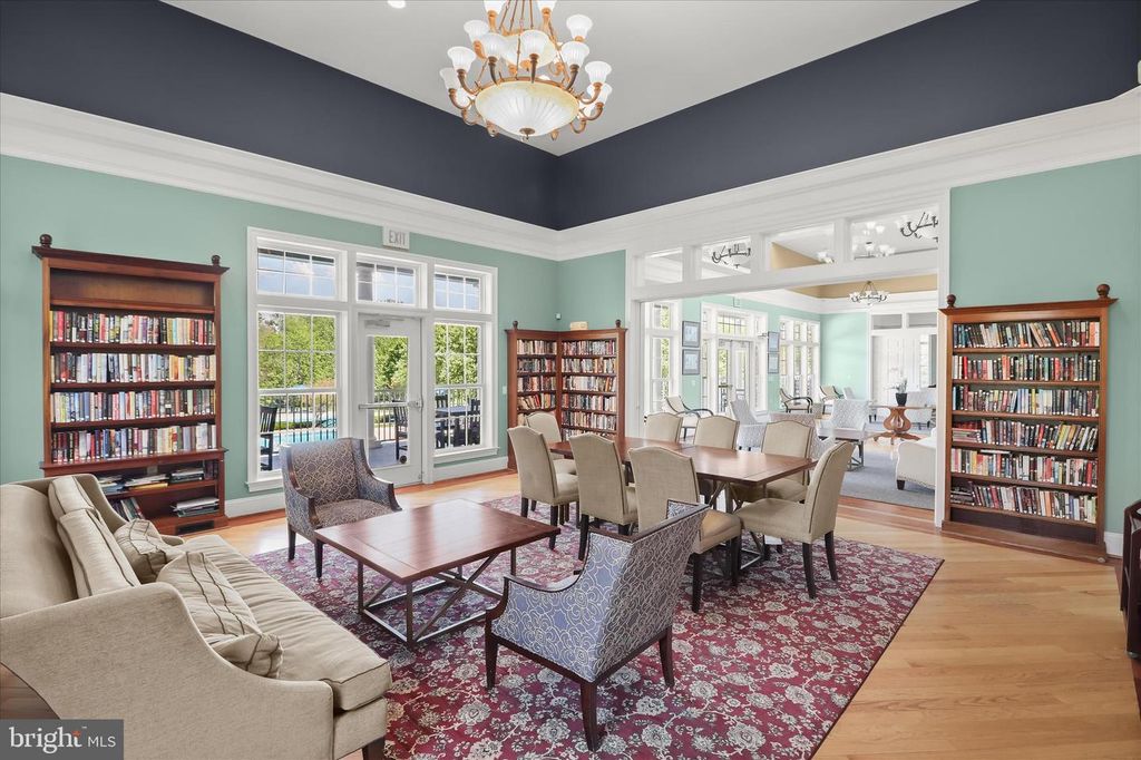 Image 67 of property listing at 2520 WATERSIDE DR #112, Frederick, MD 21701