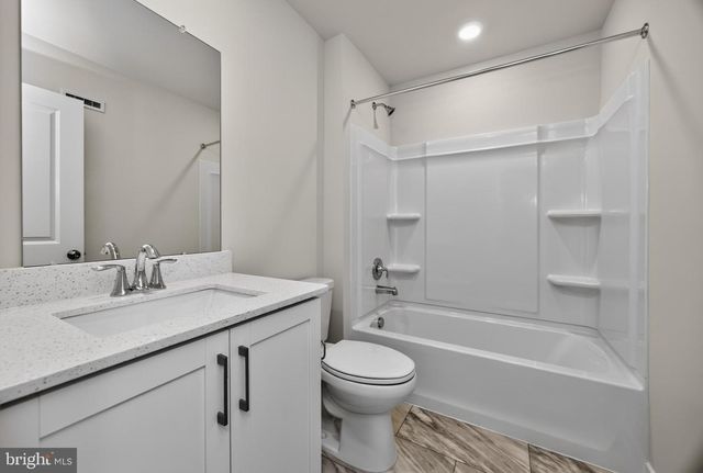 113 ABRAMO VICTOR DR, Downingtown, PA 19335