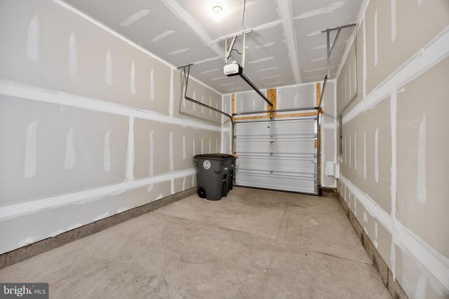 113 ABRAMO VICTOR DR, Downingtown, PA 19335
