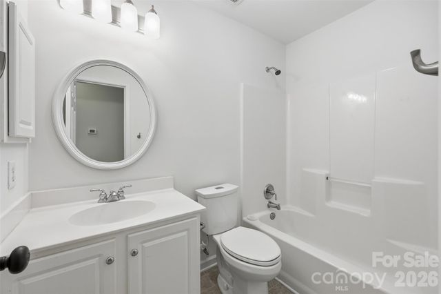 6832 Charter Hills Road, Charlotte, NC 28277