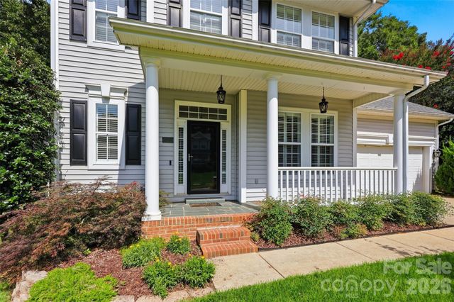 6832 Charter Hills Road, Charlotte, NC 28277