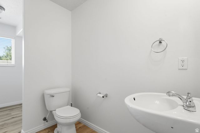 342 N ALFORD CT, North Salt Lake, UT 84054