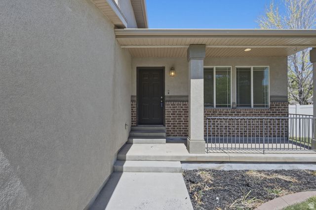 342 N ALFORD CT, North Salt Lake, UT 84054