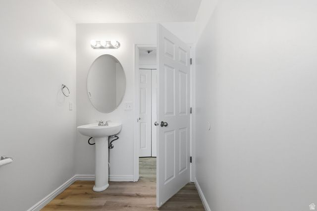342 N ALFORD CT, North Salt Lake, UT 84054