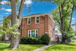 8303 Lawndale Avenue, Skokie, IL 60076
