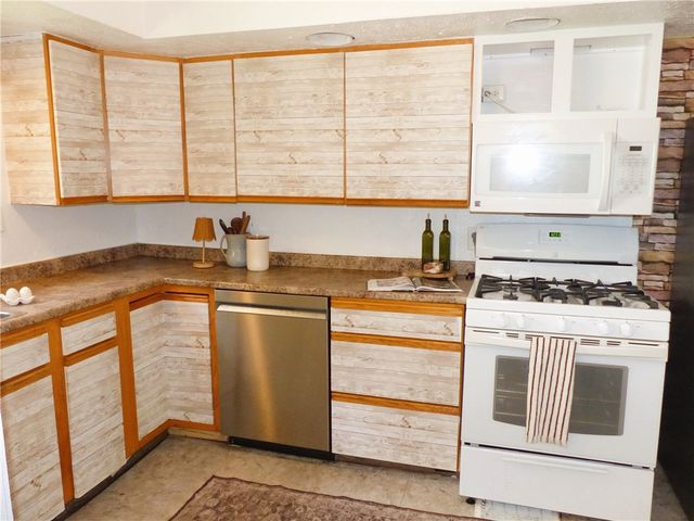 2723 Titus Avenue Extension, Irondequoit, NY 14622