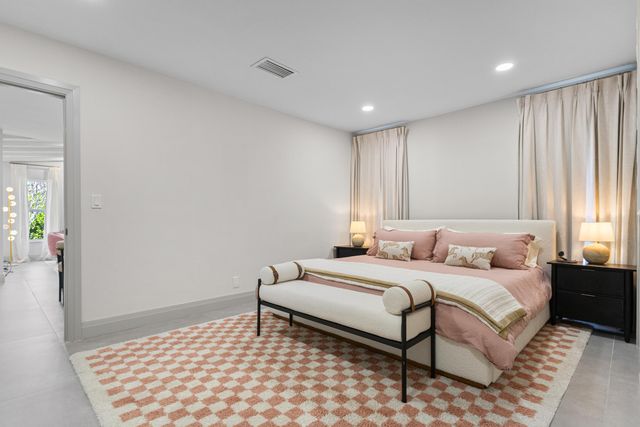 1050 SW 1ST Street, Boca Raton, FL 33486