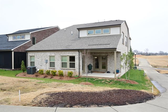 1028 Fenner Ln, Gallatin, TN 37066