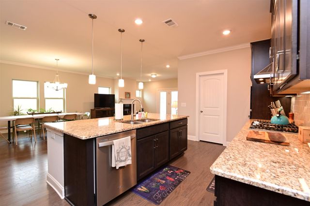 1028 Fenner Ln, Gallatin, TN 37066