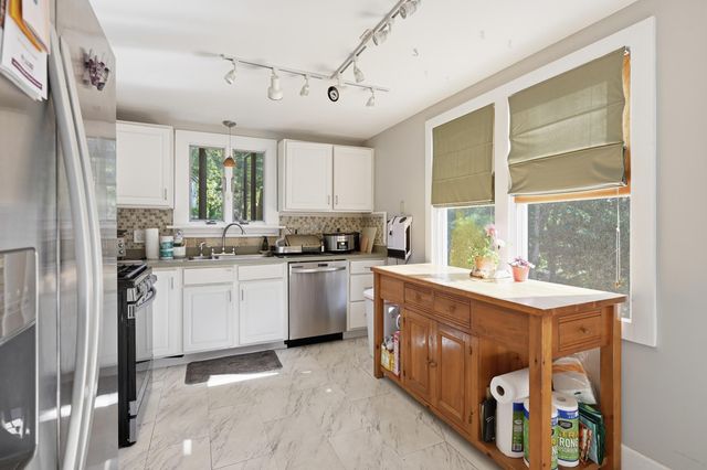 129 Mayfair Road, South Dennis, MA 02660