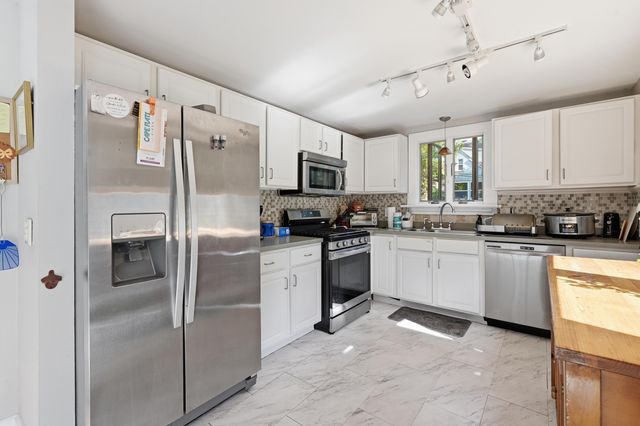 129 Mayfair Road, South Dennis, MA 02660