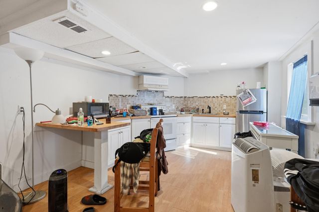 129 Mayfair Road, South Dennis, MA 02660
