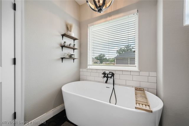 318 Stone Mountain Loop, Alma, AR 72921