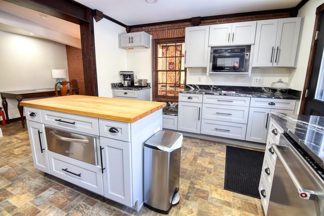 27 NH Route 25, Plymouth, NH 03264