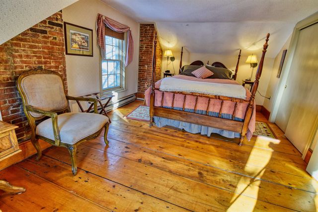 27 NH Route 25, Plymouth, NH 03264