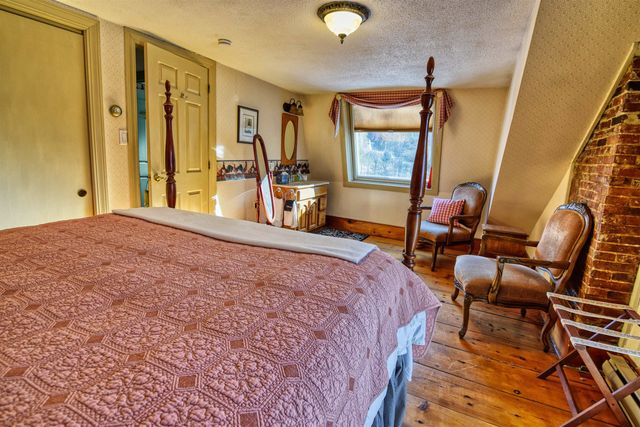 27 NH Route 25, Plymouth, NH 03264