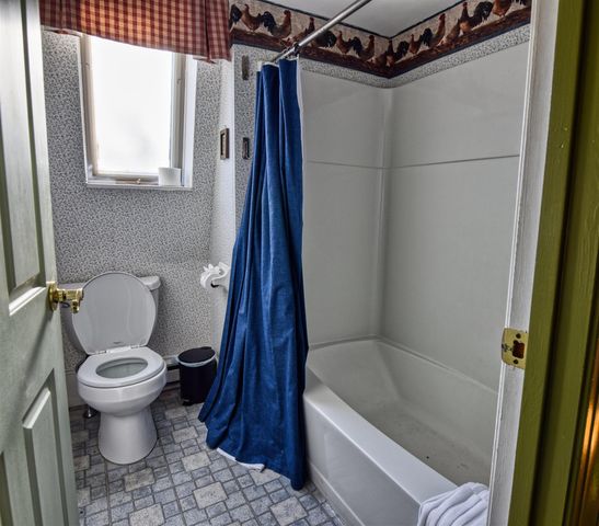 27 NH Route 25, Plymouth, NH 03264