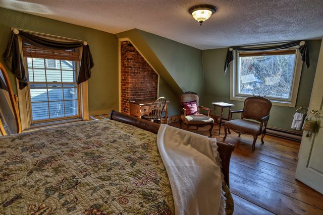 27 NH Route 25, Plymouth, NH 03264