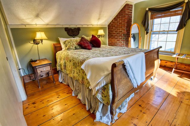 27 NH Route 25, Plymouth, NH 03264