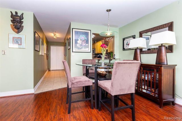 300 W Jefferson Avenue 26, Detroit, MI 48226