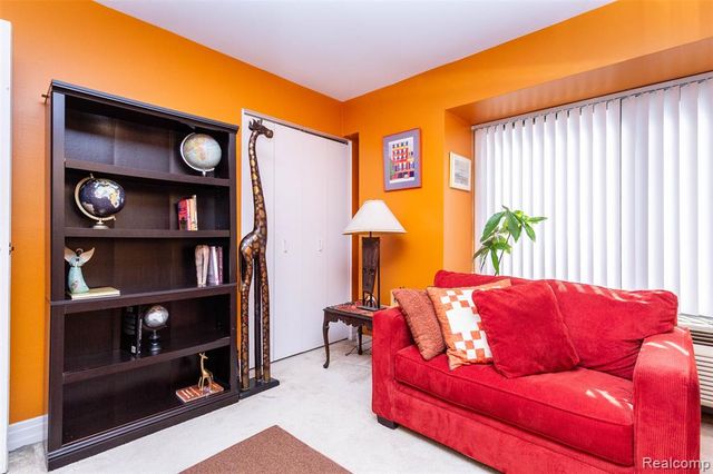 300 W Jefferson Avenue 26, Detroit, MI 48226