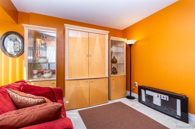 300 W Jefferson Avenue 26, Detroit, MI 48226