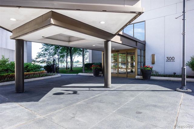 300 W Jefferson Avenue 26, Detroit, MI 48226