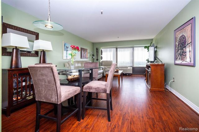 300 W Jefferson Avenue 26, Detroit, MI 48226