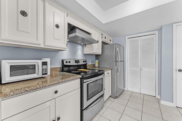 6517 Wanda Lane, Houston, TX 77074