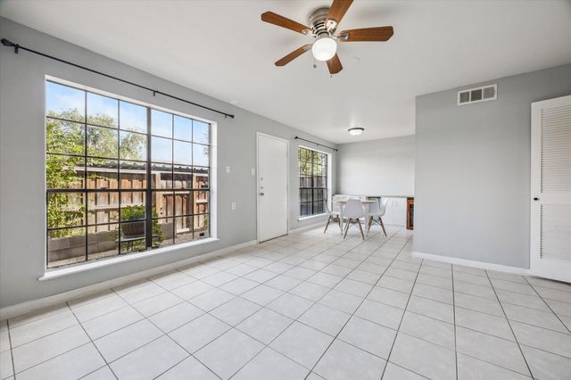 6517 Wanda Lane, Houston, TX 77074