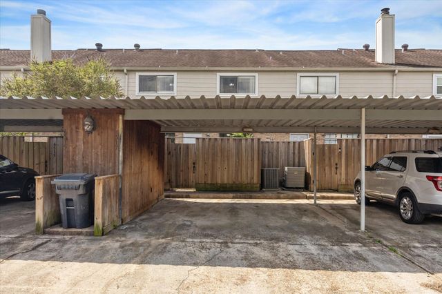 6517 Wanda Lane, Houston, TX 77074