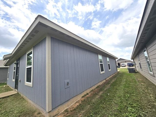 429 Shorty Street, Mabank, TX 75147