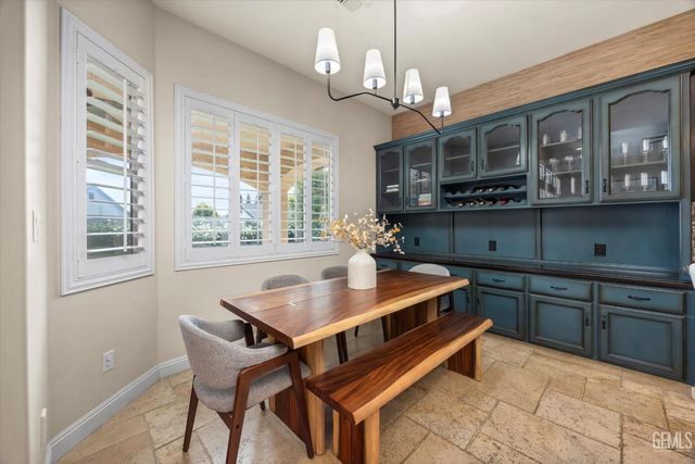 10209 Patterson Street, Bakersfield, CA 93311