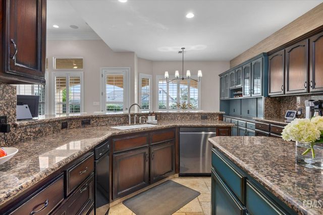 10209 Patterson Street, Bakersfield, CA 93311