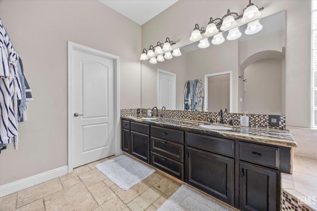 10209 Patterson Street, Bakersfield, CA 93311