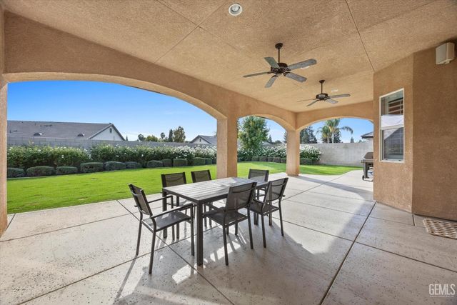 10209 Patterson Street, Bakersfield, CA 93311