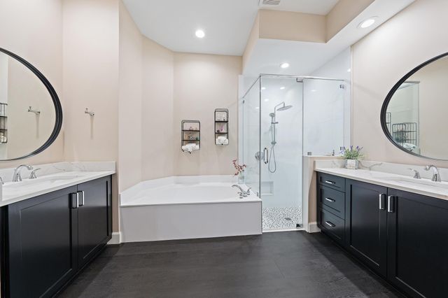 8164 Sandpiper Way, West Palm Beach, FL 33412