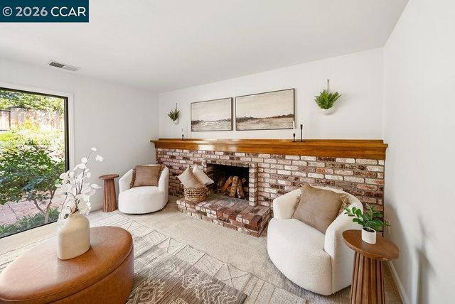 5617 Bettencourt Dr, Clayton, CA 94517