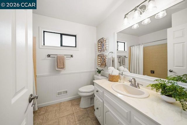 5617 Bettencourt Dr, Clayton, CA 94517