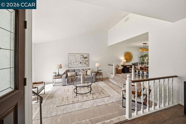 5617 Bettencourt Dr, Clayton, CA 94517