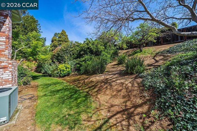 5617 Bettencourt Dr, Clayton, CA 94517