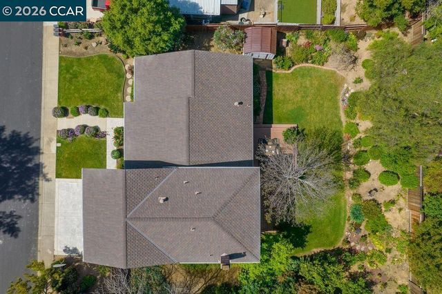 5617 Bettencourt Dr, Clayton, CA 94517