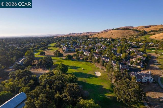 5617 Bettencourt Dr, Clayton, CA 94517